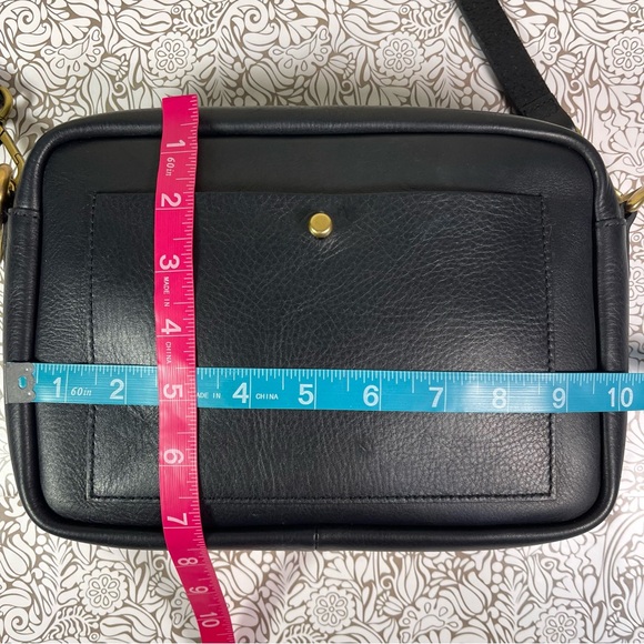 Madewell The Transport Camera Bag - Picture 10 of 13